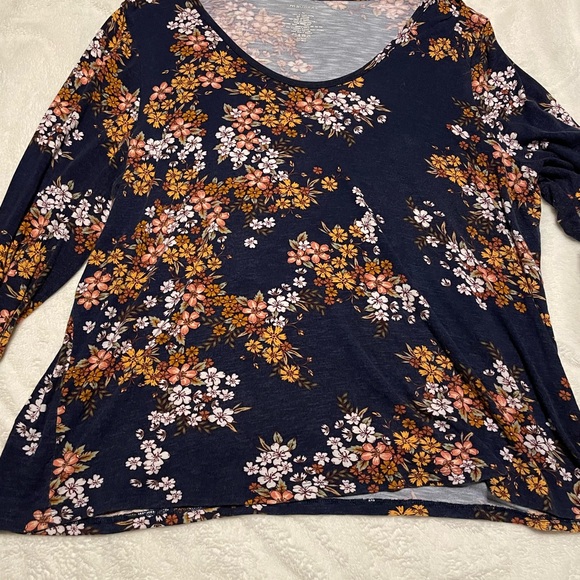 Maurices Plus Size Long Sleeve Top - Picture 1 of 6
